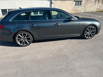 Audi a4 avant s line 190 cv