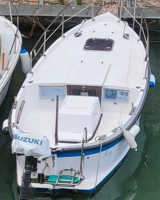 Gozzo Anaconda | Vetus 40 CV + Suzuki 6 CV