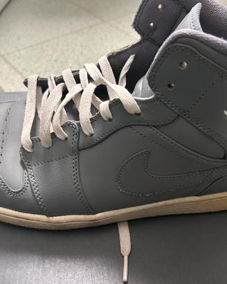 Air jordan grigie