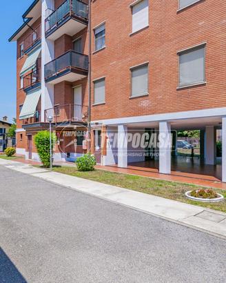 GRAZIOSO QUATTRO LOCALI CON BOX E CANTINA