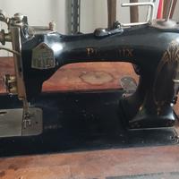 Macchina da cucire Phoenix mobile Helvetia