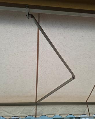 Tenda retraibile da terrazzo o veranda
