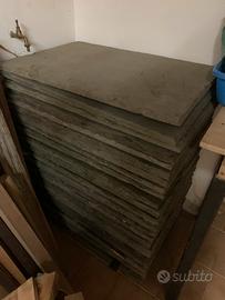 Pavimento in sasso, lastre di camminamento