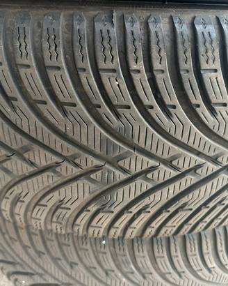 pneumatici invernali 235/50R19