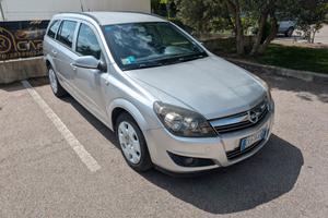 Opel Astra 1.7 CDTI 101CV Station Wagon Club
