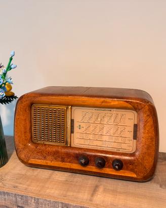 Radio epoca Magnadyne