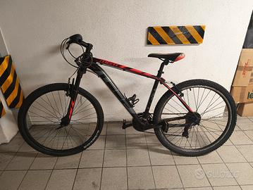 MBM Mountain Bike uomo telaio in alluminio