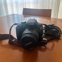 Macchina fotografica Reflex Canon EOS 1200D