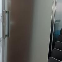 congelatore verticale 