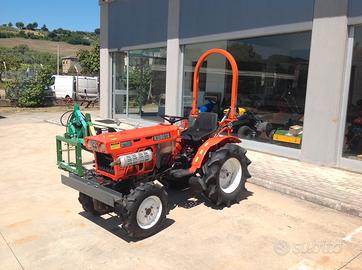 Kubota B 7001