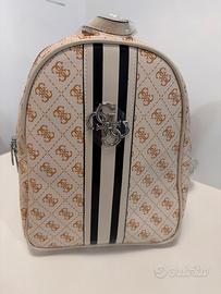 Zaino Guess nuovo, mai usato.