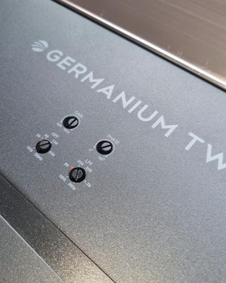 Rainbow Germanium 2  880watt car audio amplifier