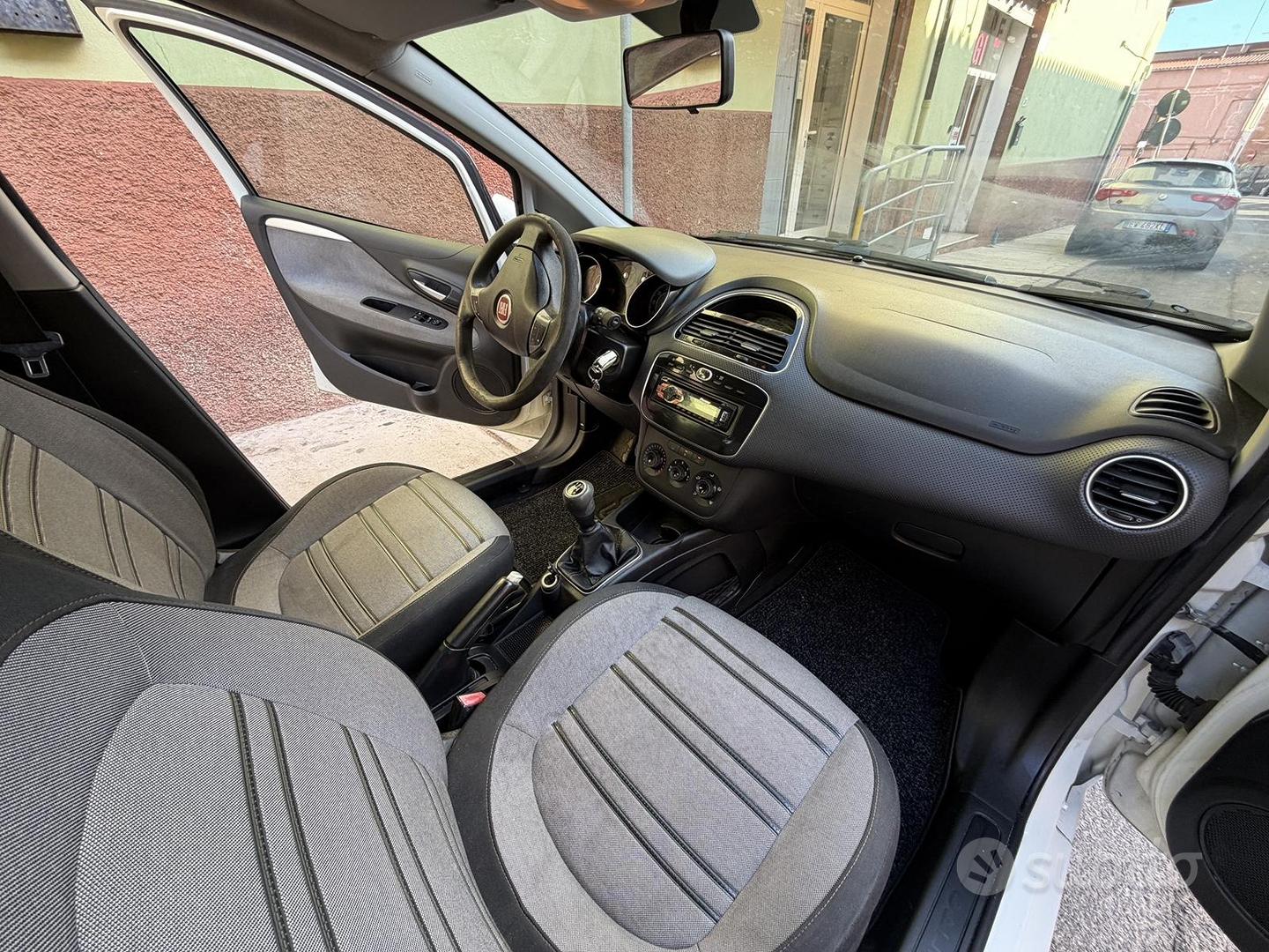 Fiat Punto Evo 2010 photo 4