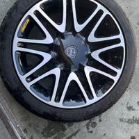 Cerchi e Gomme Lancia Y da 16