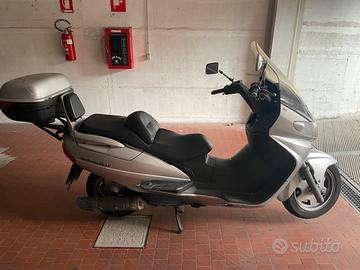 Sizuki Burgman 250