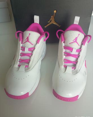 NIKE JORDAN ragazza