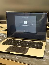 MacBook Pro 14” con chip M1 Pro