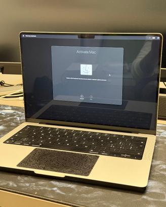MacBook Pro 14” con chip M1 Pro