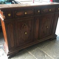 Antica credenza