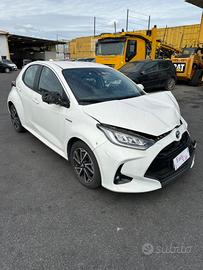 Toyota Yaris 1.5 Hybrid INCIDENTATA