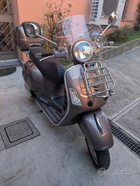 Vespa GTS