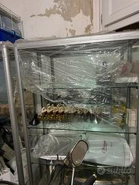 vetrina di esposizione