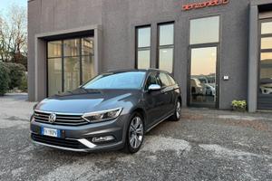 Volkswagen Passat Variant 2.0 bitdi Highline 4moti