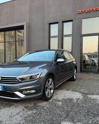 Volkswagen Passat Variant 2.0 bitdi Highline 4moti