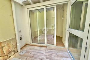 MONOLOCALE A CAGLIARI