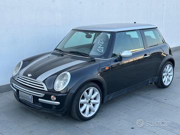 Mini 1.6 16V Cooper Neopatentati