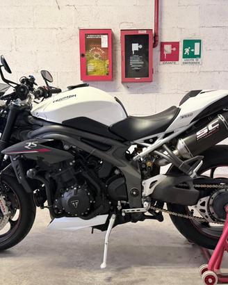 TRIUMPH SPEED TRIPLE RS 1050