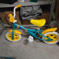 Bici bicicletta bimbo o bimba con rotelle