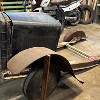 Ricambi per autovetture degli anni '20