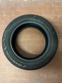 Pneumatici Invernali Marshal 215/60 R17 96H