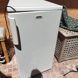 congelatore verticale tre cassetti 