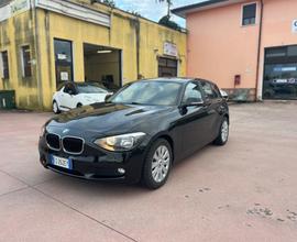 Bmw 118 118d 5p. Urban