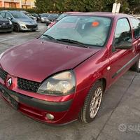 Ricambi usati per Renault Clio 1.5 dci 03