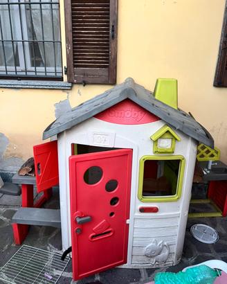 Casetta scivolo e altalena da giardino
