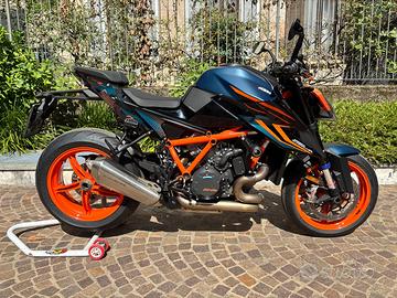 KTM 1290 Super Duke R EVO 2022