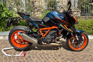 KTM 1290 Super Duke R EVO 2022
