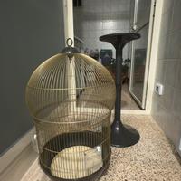 Gabbia uccelli grande con piedistallo ottone