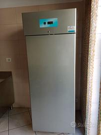 Cucina industriale completa, prezzo trattabile.