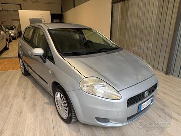 Fiat Grande Punto 1.2 benzina X neopatentati