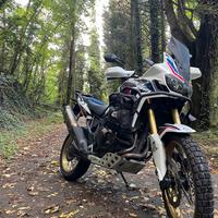 Honda CRF 1000L Africa TwinTricolour Full