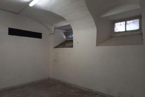 Metro S. Giovanni grande cantina