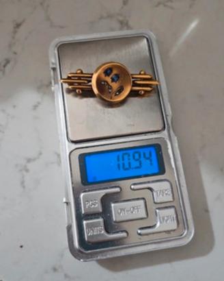 Spilla antica in oro