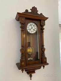 Orologio a pendolo a parete