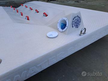 Pedana per moto d'acqua  no chat solo WA e chiamat