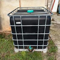 Cisterna per acqua uso alimentare + pompa acqua