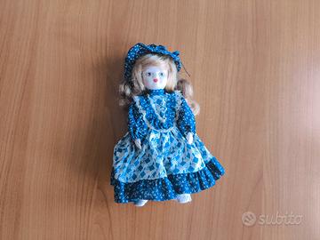Bambola porcellana vintage abito blu 18cm